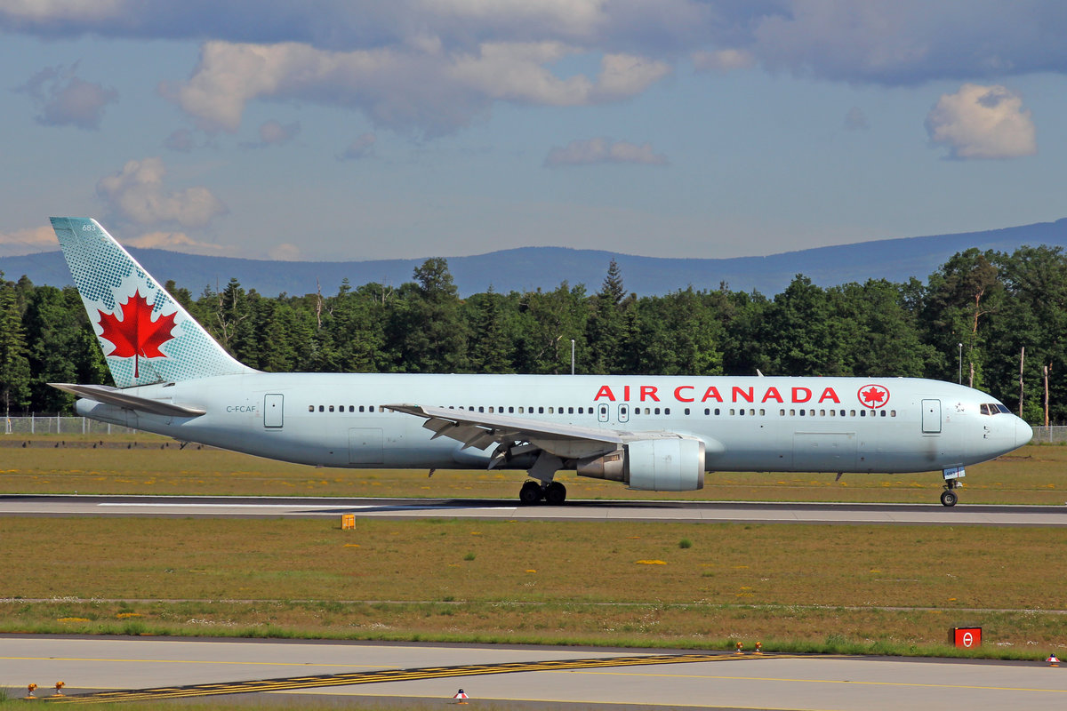Air Canada, C-FCAF, Boeing 767-375ER, 21.Mai 2017, FRA Frankfurt am Main, Germany.