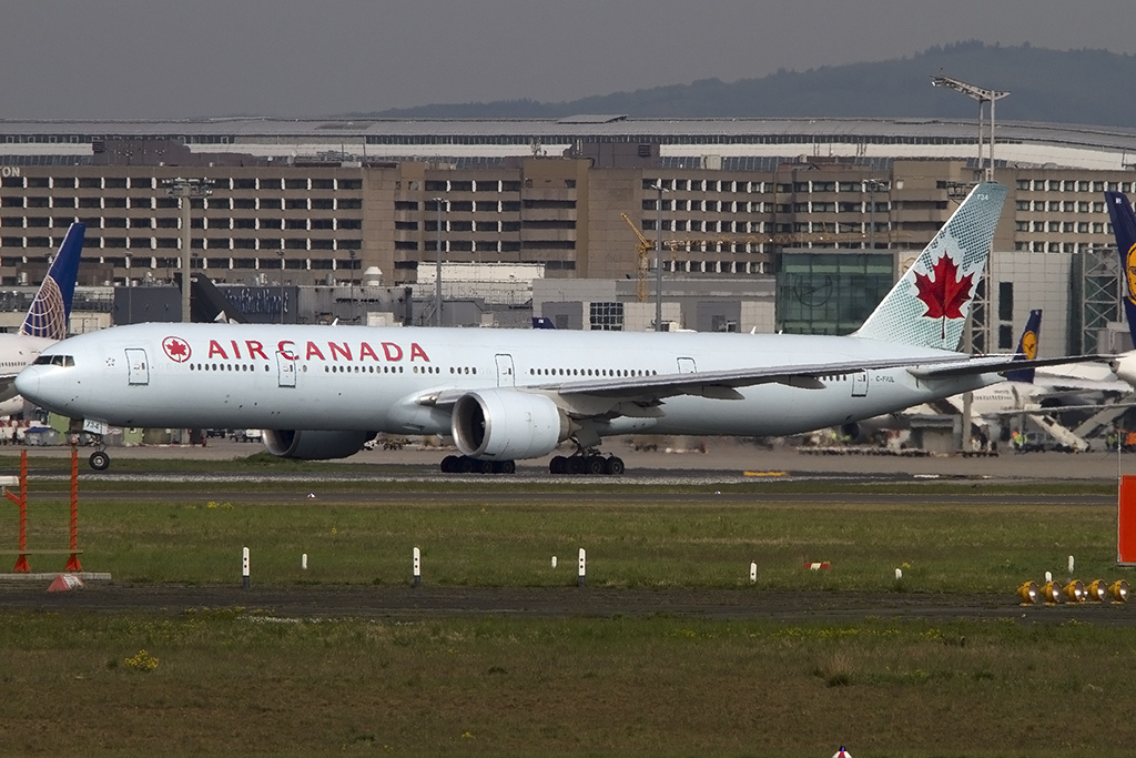 Air Canada, C-FIUL, Boeing, B777-333-ER, 02.05.2015, FRA, Frankfurt, Germany 




