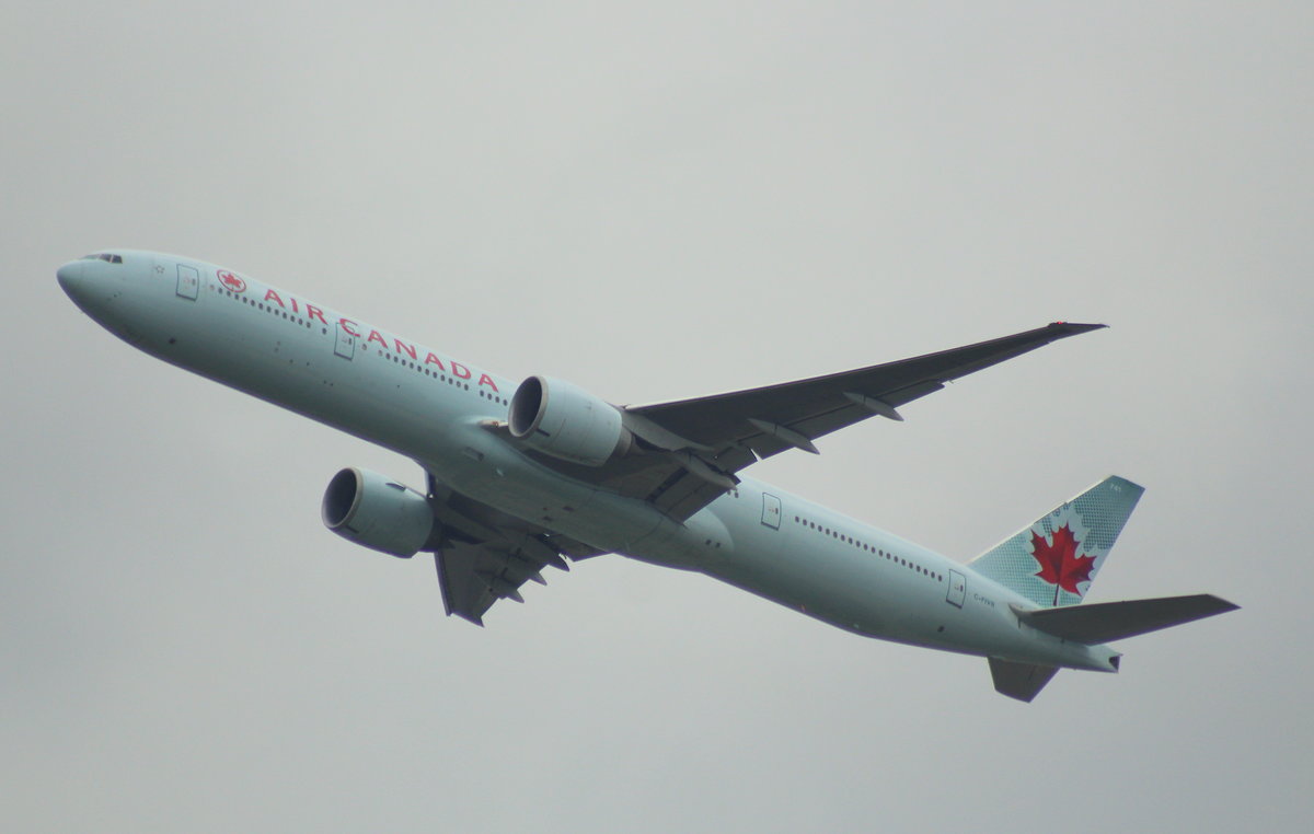 Air Canada, C-FIUR, MSN 35242, Boeing 777-333(ER), 04.06.2017, FRA-EDDF, Frankfurt, Germany 