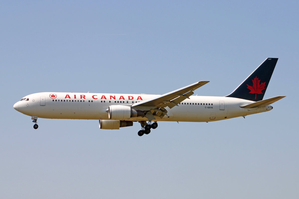Air Canada, C-GEOQ, Boeing 767-375ER, msn: 30112/765, 24.Juli 2006, ZRH Zürich, Switzerland.