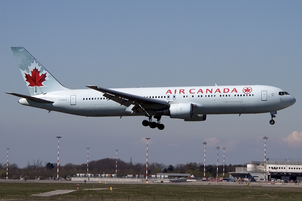 Air Canada, C-GHLA, Boeing, B767-35H, 06.04.2015, MXP, Mailand-Malpensa, Italy




