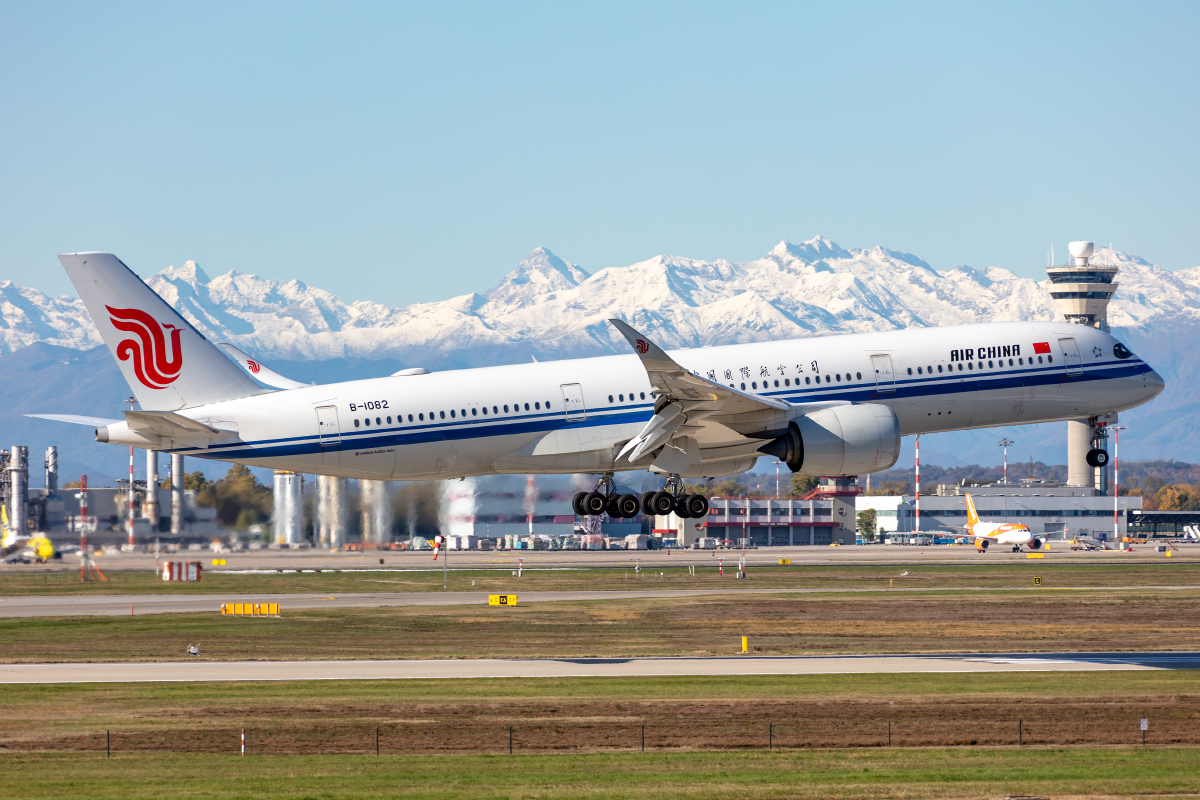 Air China, B-1082, Airbus, A350-941, 06.11.2021, MXP, Mailand, Italy