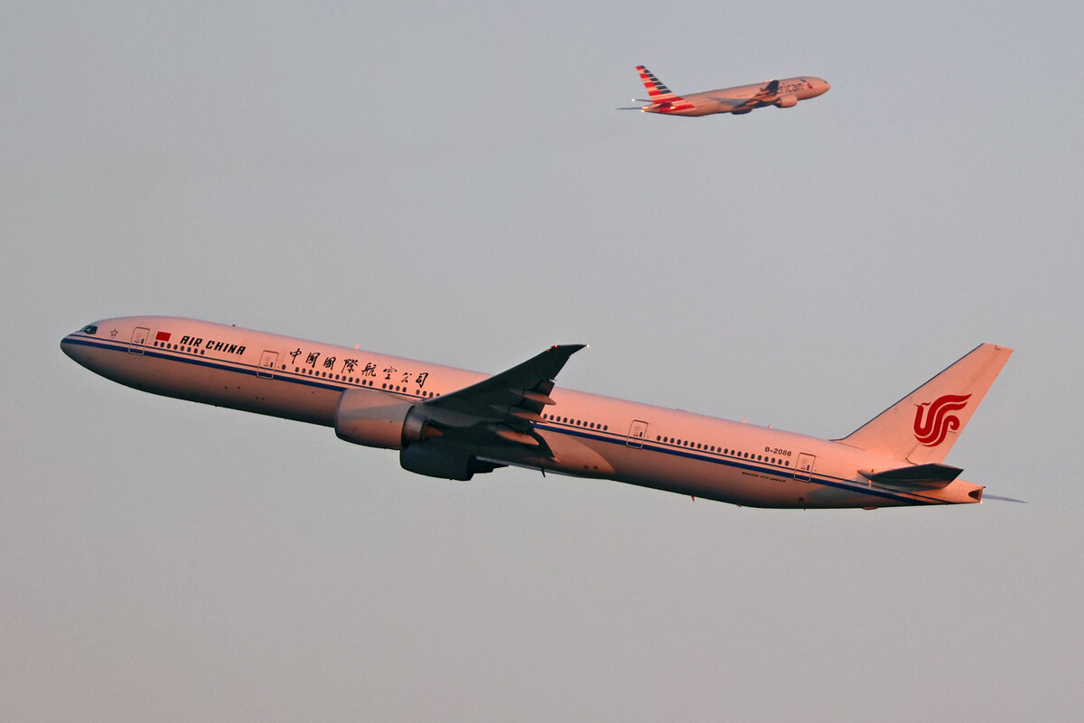 Air China, B-2086, Boeing B777-39LER, msn: 38667/966, 07.Juli 2023, LHR London Heathrow, United Kingdom.