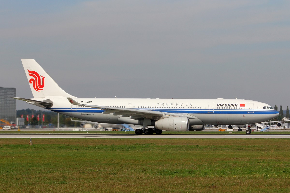 Air China, B-5933, Airbus A330-243, 13.September 2015, MUC München, Germany.