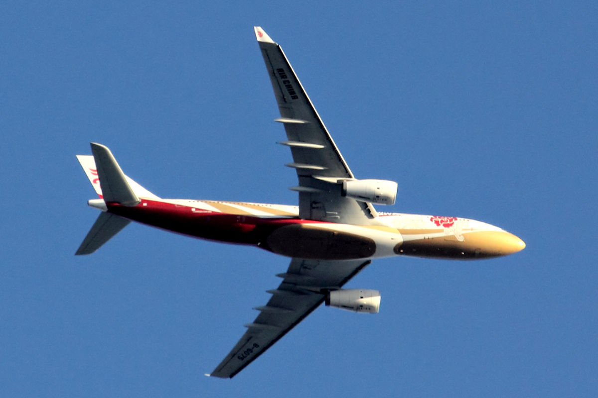 Air China B-6075 im Anflug auf Düsseldorf über Recklinghausen 28.2.2015
