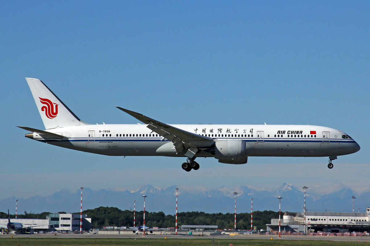 Air China, B-7898, Boeing 787-9, msn: 34310/471, 28.September 2020, MXP Milano-Malpensa, Italy.