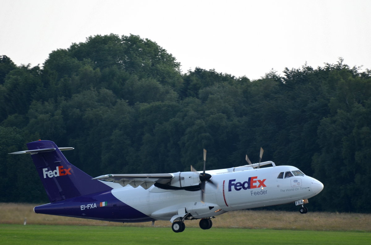Air Contractors (FedEx) ATR 42 EI-FXA beim Start in Hamburg Fuhlsbüttel am 22.06.16