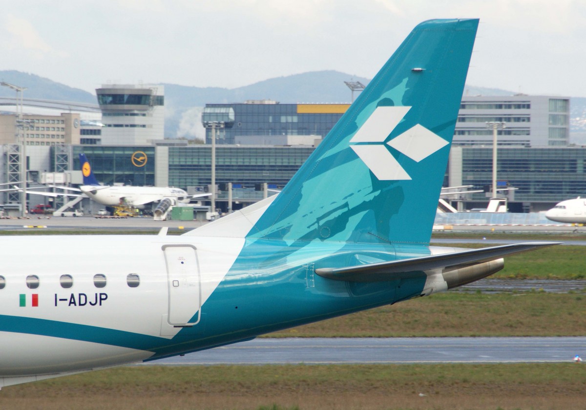 Air Dolomiti, I-ADJP  I Puritani di V.Bellini , Embraer, 195 LR (Seitenleitwerk/Tail), 18.04.2014, FRA-EDDF, Frankfurt, Gemany