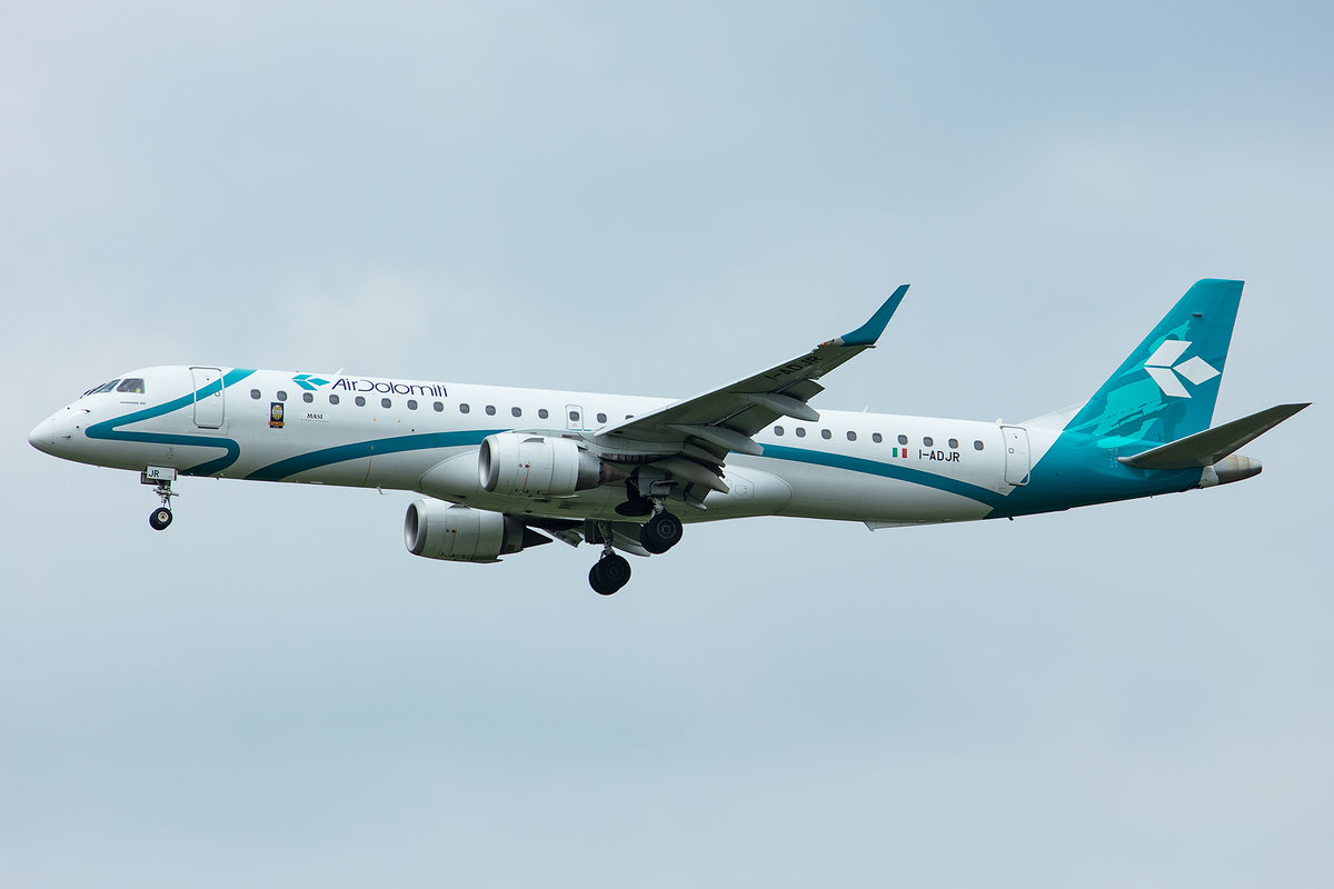 Air Dolomiti, I-ADJR, Embraer, ERJ-195LR, 01.05.2019, MUC, München, Germany




