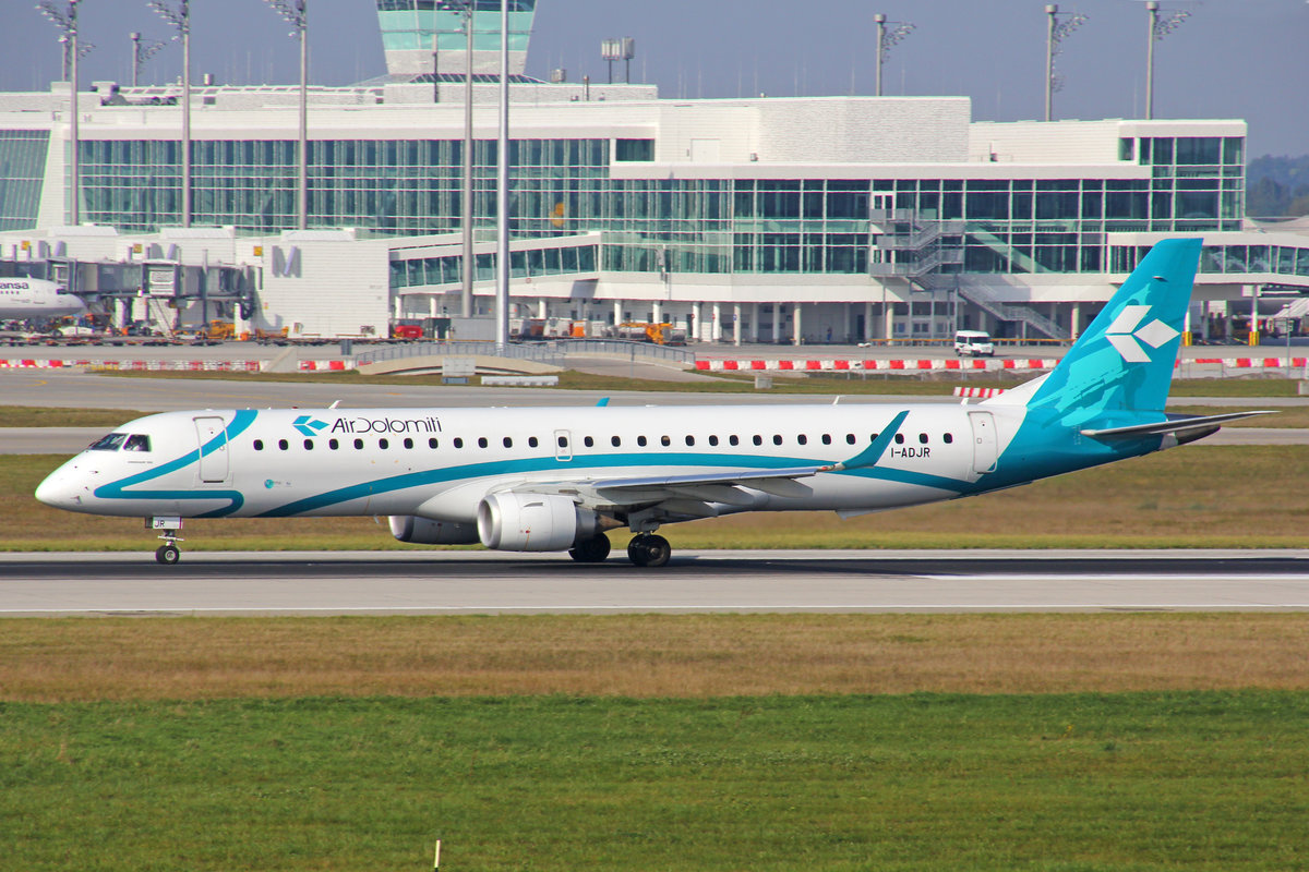 Air Dolomiti, I-ADJR, Embraer ERJ-195LR,  Norma Di Vincenzo Bellini , 25.September 2016, MUC München, Germany.