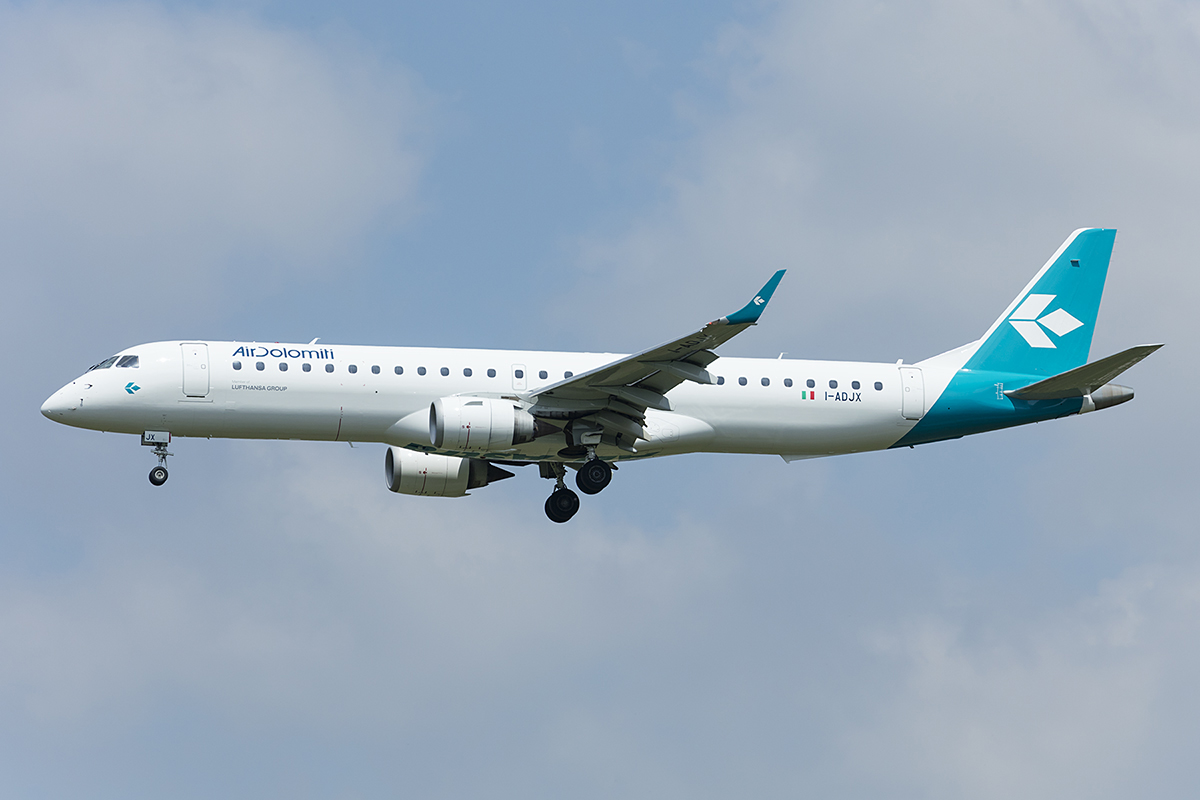Air Dolomiti, I-ADJX, Embraer, ERJ-195LR, 01.05.2019, MUC, München, Germany 


