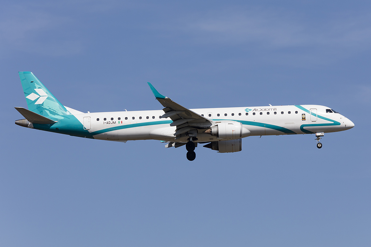 Air Dolomiti, I_ADJM, Embraer, ERJ-195LR, 07.04.2018, FRA, Frankfurt, Germany 