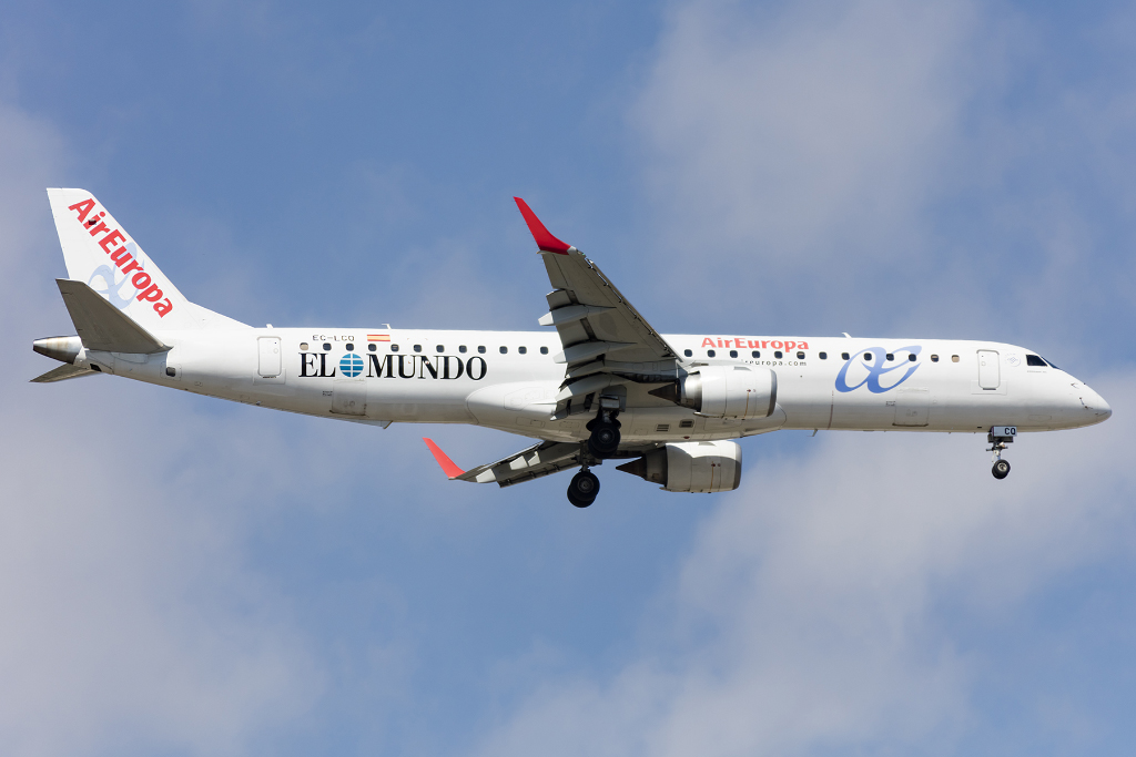 Air Europa, EC-LCQ, Embraer, ERJ-195LR, 20.09.2015, BCN, Barcelona, Spain 




