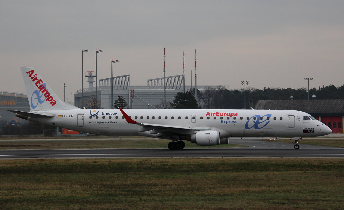 Air Europa, EC-LLR,MSN 190000452, Embraer ERJ190-200LR, 13.01.2018, FRA-EDDF, Frankfurt, Germany (Sticker: Uruguay) 