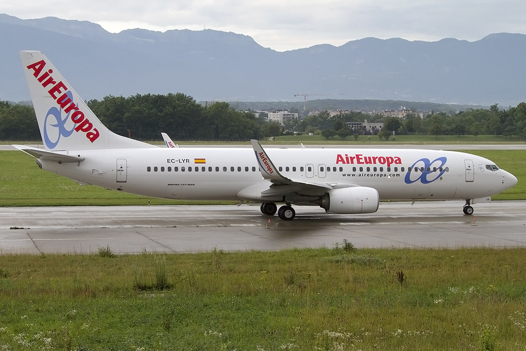 Air Europa, EC-LYR, Boeing, B737-85P, 10.08.2014, GVA, Geneve, Switzerland 



