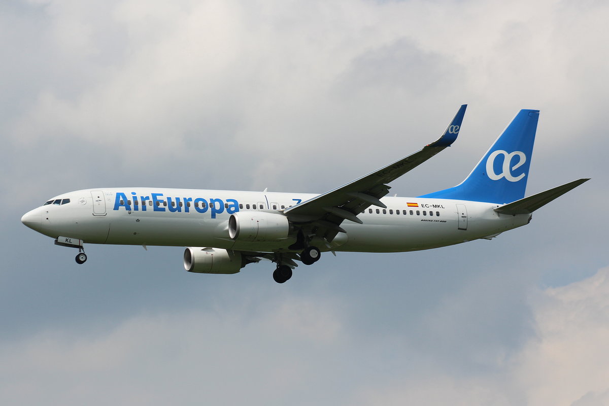 Air Europa, EC-MKL,MSN 60585, Boeing 737-85J(WL), 20.05.2017, HAM-EDDH, Hamburg, Germany (new color) 