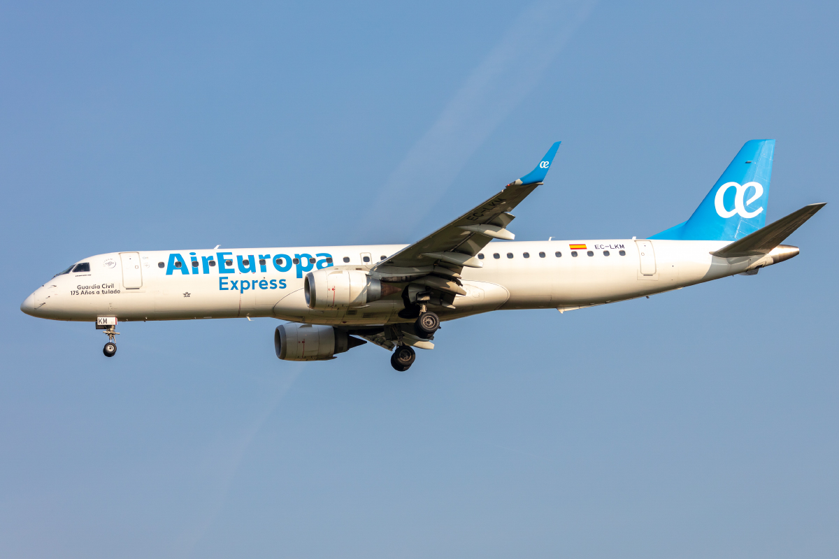 Air Europa Express, EC-LKM, Embraer, EC-195LR, 20.09.2021, BRU, Brüssel, Belgium
