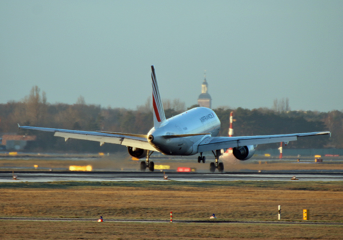Air France, Airbus A 318-111, F-GUGN, TXL, 05.01.2020