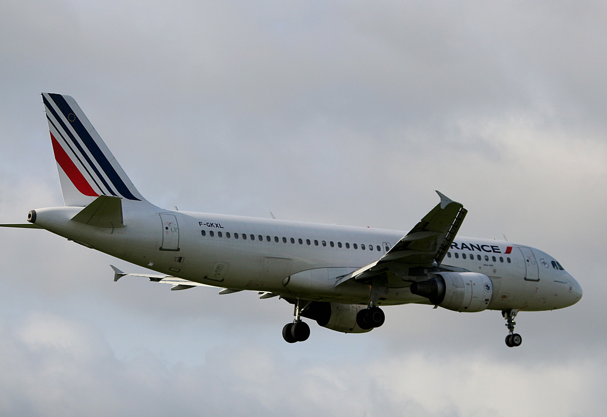 Air France, Airbus A 320-214, F-GKXL, TXL, 14.04.2017