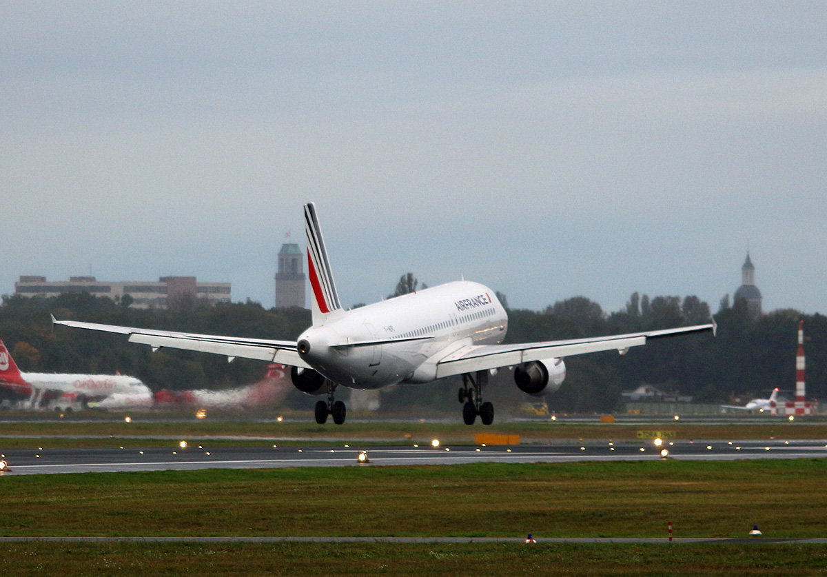 Air France, Airbus A 320-214, F-HEPC, TXL, 08.10.2017