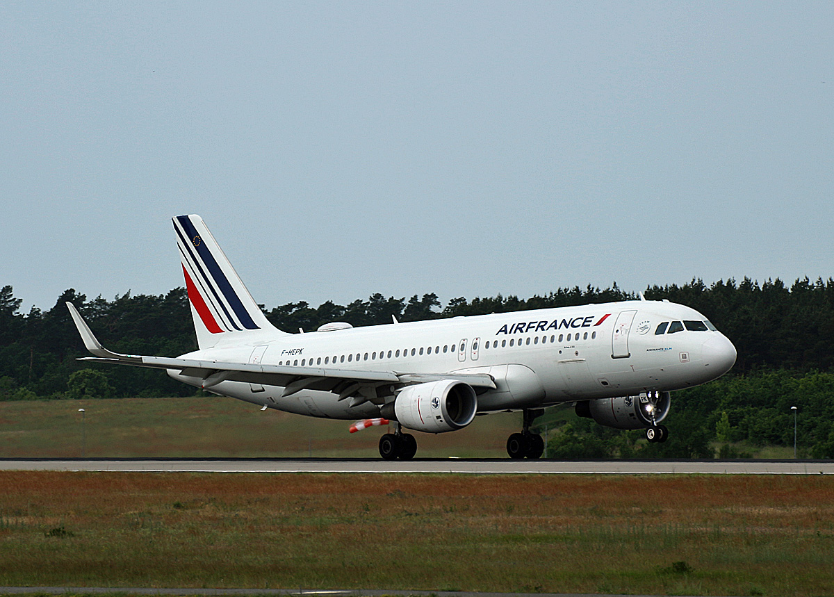 Air France, Airbus A 320-214, F-HEPK, BER, 04.06.2022