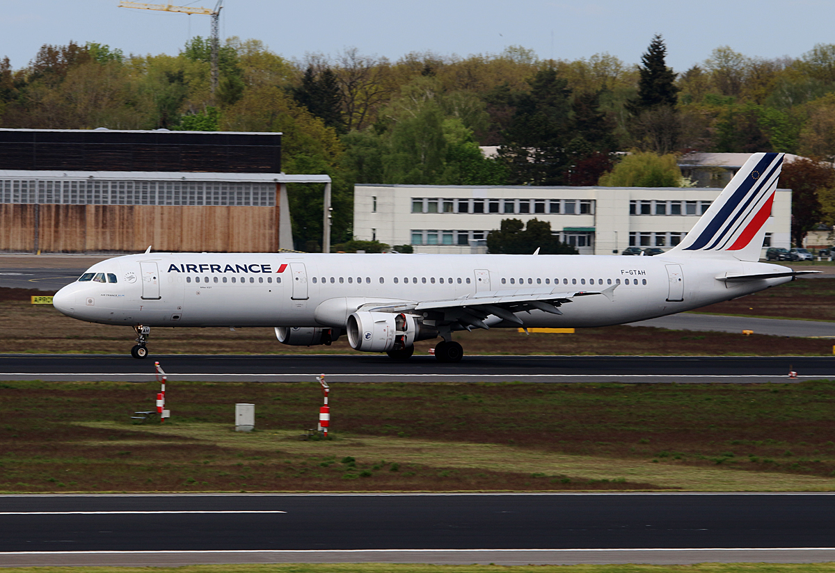 Air France, Airbus A 321-212, F-GTAH, TXL, 04.05.2016