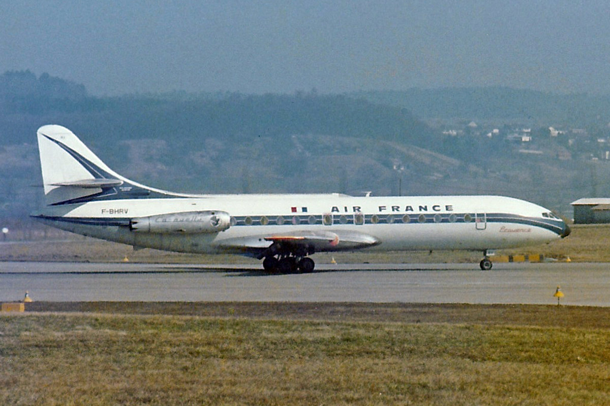 Air France, F-BHRV, Aerospatiale Caravelle III, msn: 56, September 1975, ZRH Zürich, Switrzerland. Scan aus der Mottenkiste.
