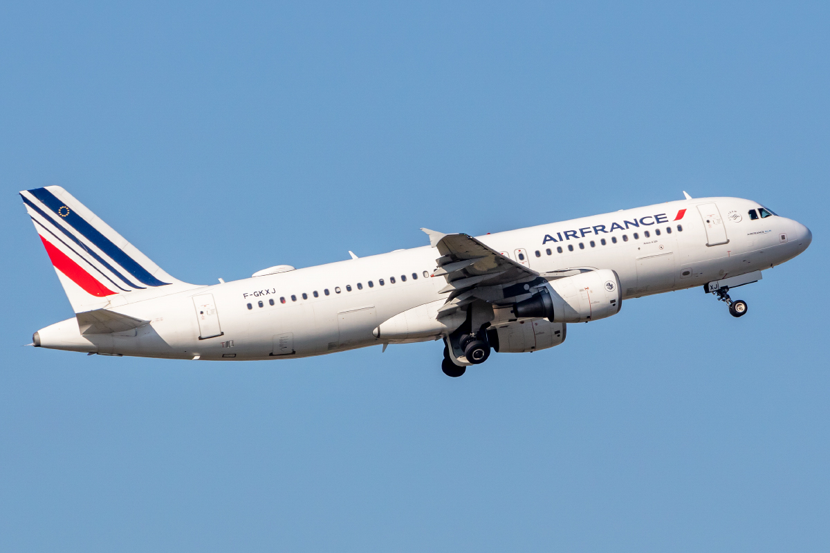 Air France, F-GKXJ, Airbus, A320-214, 09.10.2021, CDG, Paris, France
