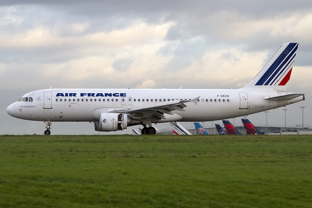 Air France, F-GKXS, Airbus, A320-214, 23.10.2013, CDG, Paris, France



