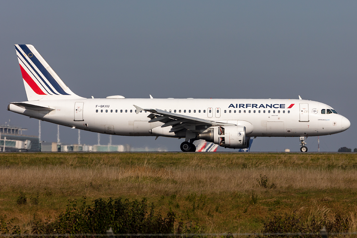 Air France, F-GKXU, Airbus, A320-214, 10.10.2021, CDG, Paris, France