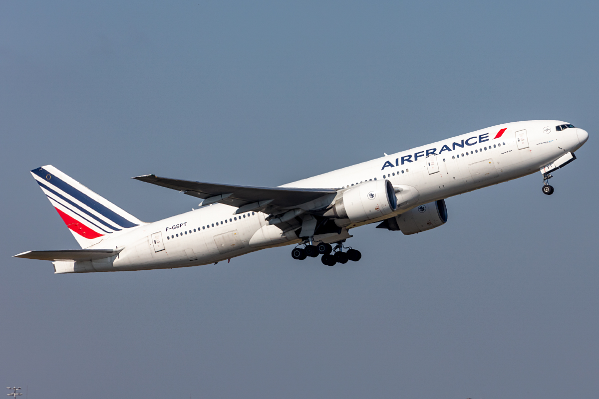 Air France, F-GSPT, Boeing, B777-228ER, 09.10.2021, CDG, Paris, France
