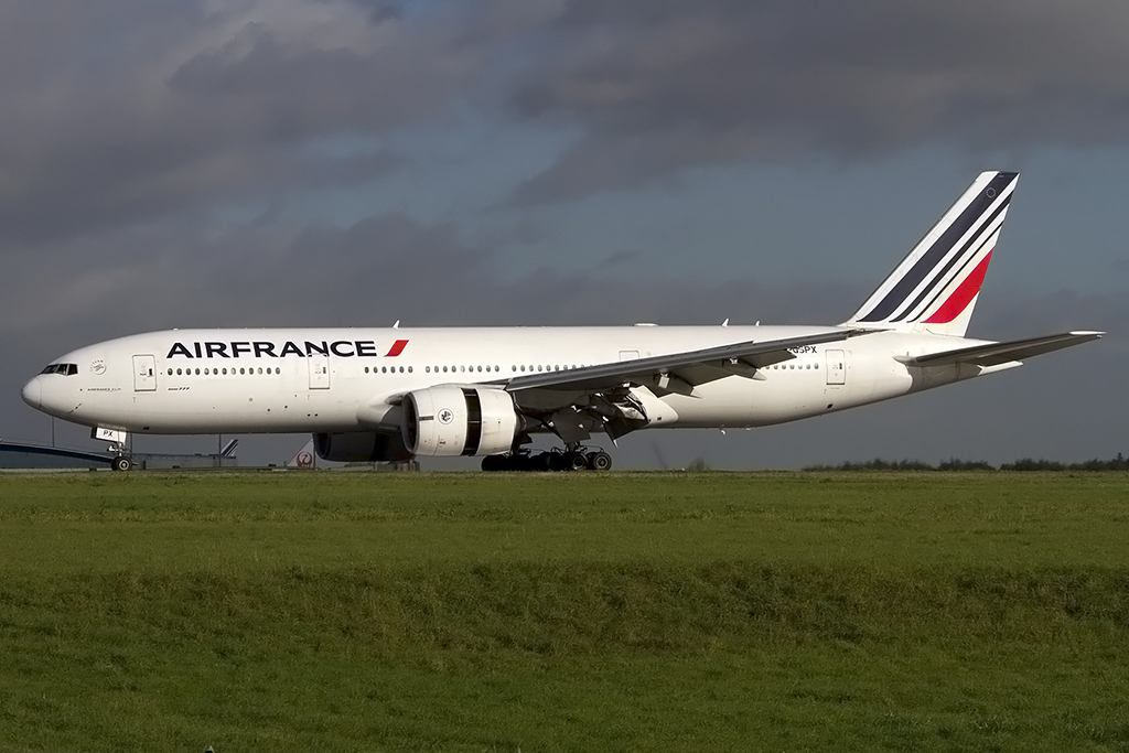 Air France, F-GSPX, Boeing, B777-228ER, 23.10.2013, CDG, Paris, France 




