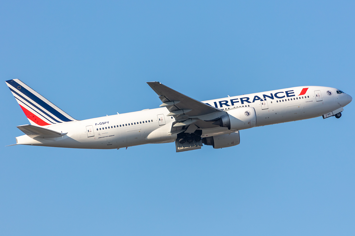 Air France, F-GSPY, Boeing, B777-228ER, 09.10.2021, CDG, Paris, France
