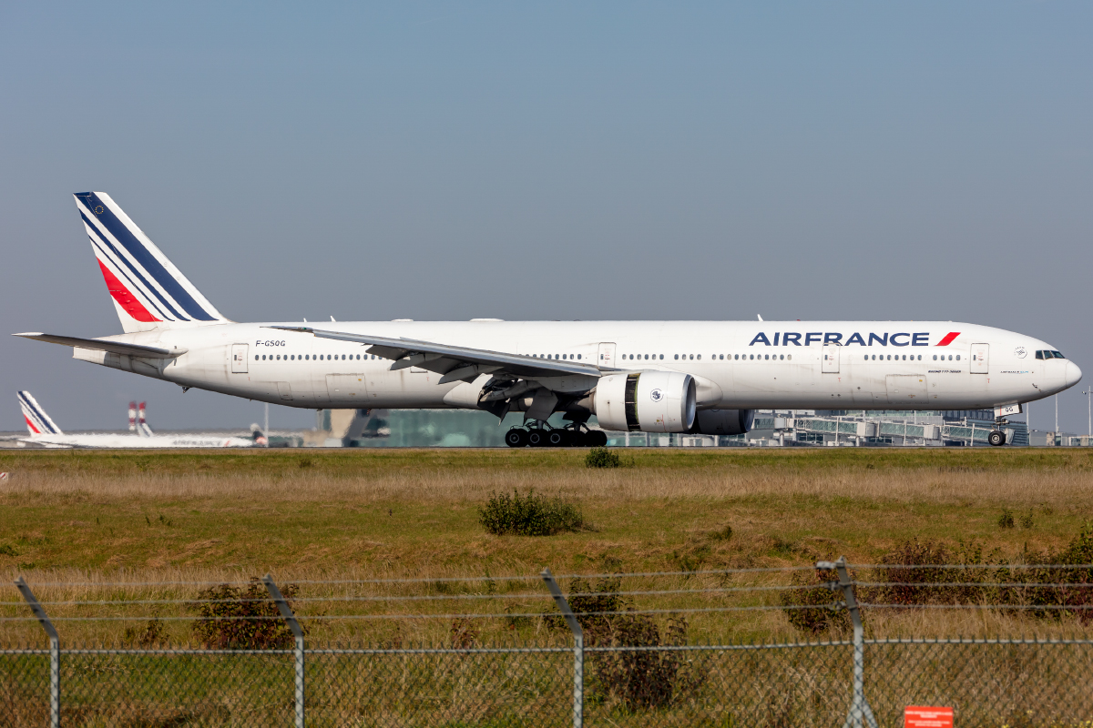 Air France, F-GSQG, Boeing, B777-228ER, 10.10.2021, CDG, Paris, France