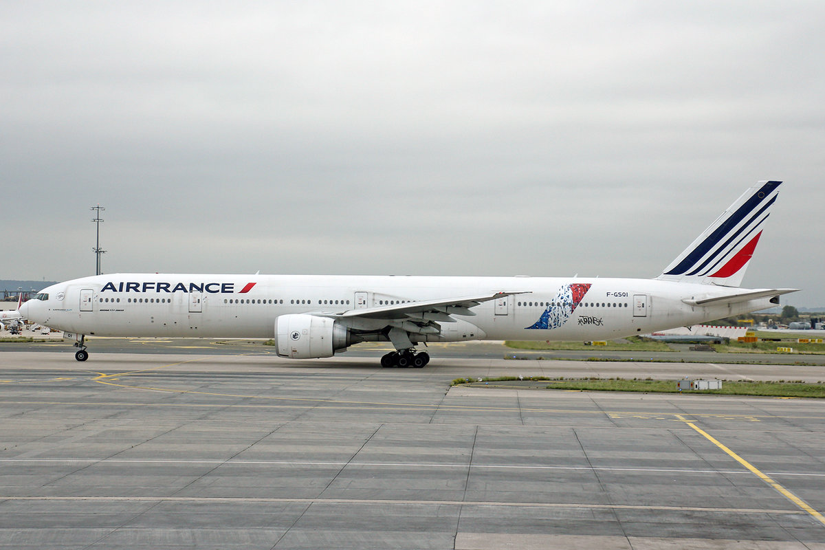 Air France, F-GSQI, Boeing 777-328ER, msn: 32725/502, 05.Oktober 2017, CDG Paris Charles de Gaulle, France.