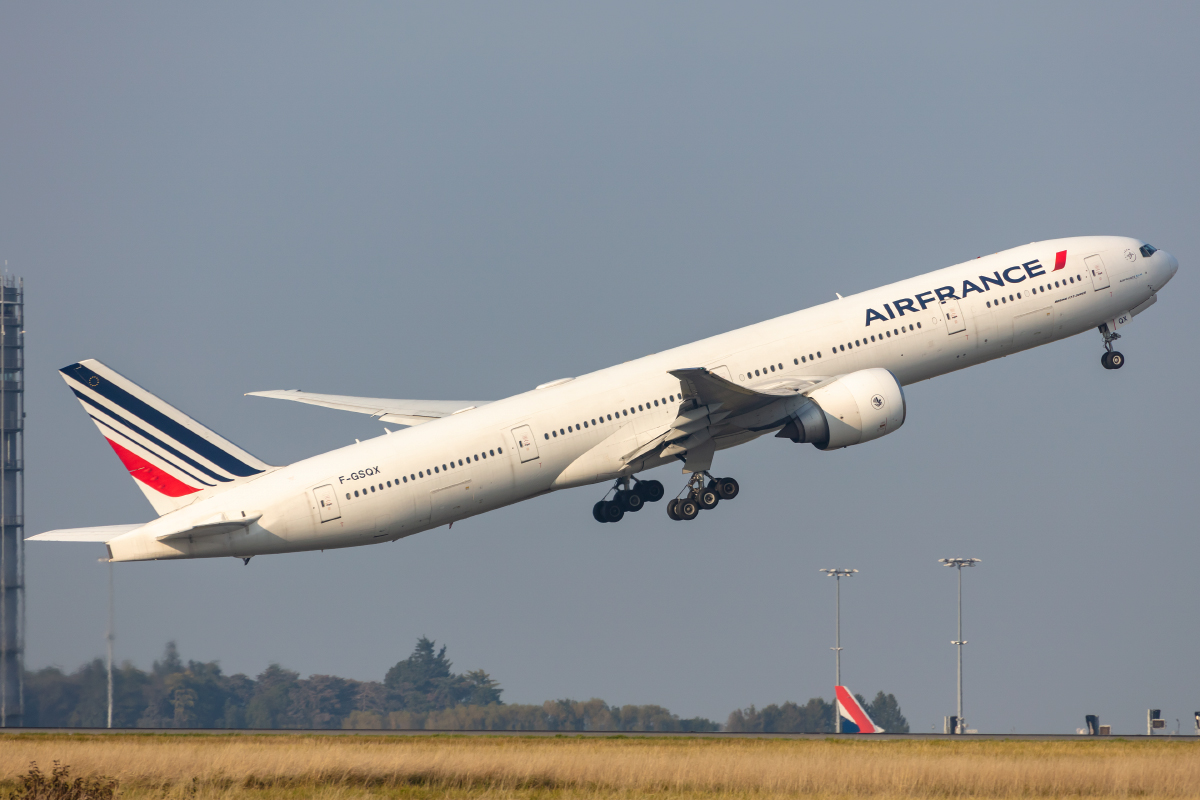 Air France, F-GSQX, Boeing, B777-328ER, 10.10.2021, CDG, Paris, France