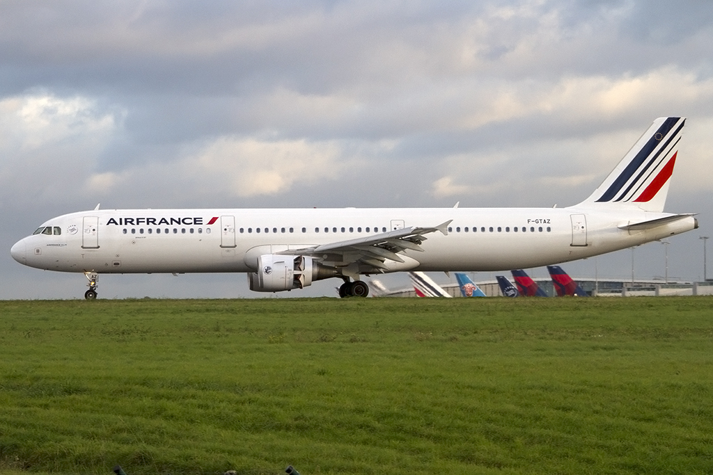 Air France, F-GTAZ, Airbus, A321-212, 23.10.2013, CDG, Paris, France
