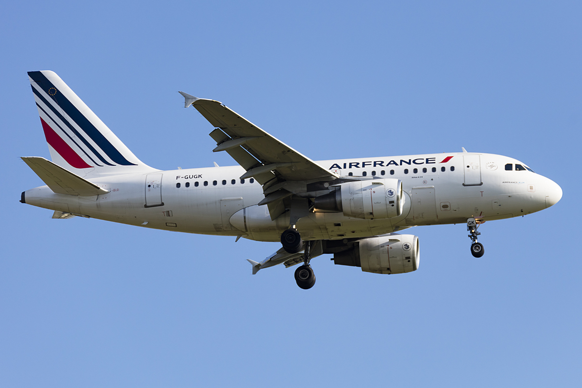 Air France, F-GUGK, Airbus, A318-111, 08.05.2016, CDG, Paris, France



