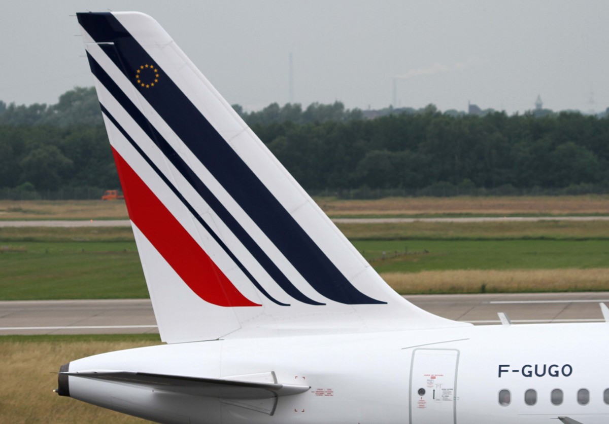 Air France, F-GUGO, Airbus, A 319-100 (Seitenleitwerk/Tail ~ neue AF-Lkrg.), 01.07.2013, DUS-EDDL, Dsseldorf, Germany 