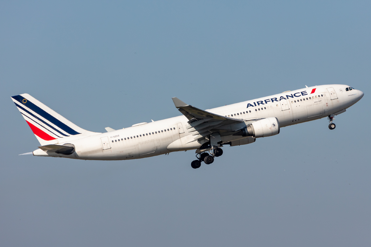 Air France, F-GZCC, Airbus, A330-203, 09.10.2021, CDG, Paris, France