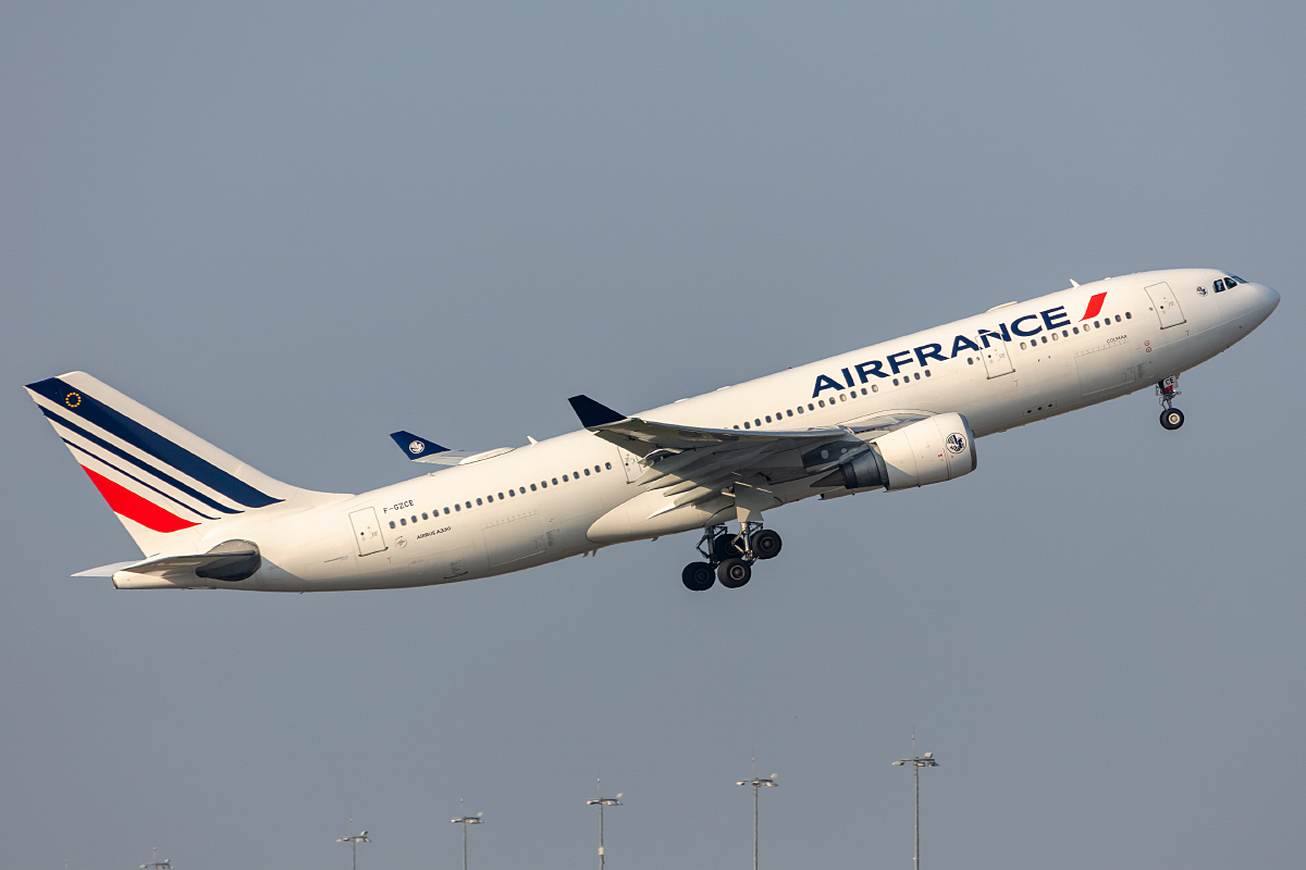 Air France, F-GZCE, Airbus, A330-202, 10.10.2021, CDG, Paris, France