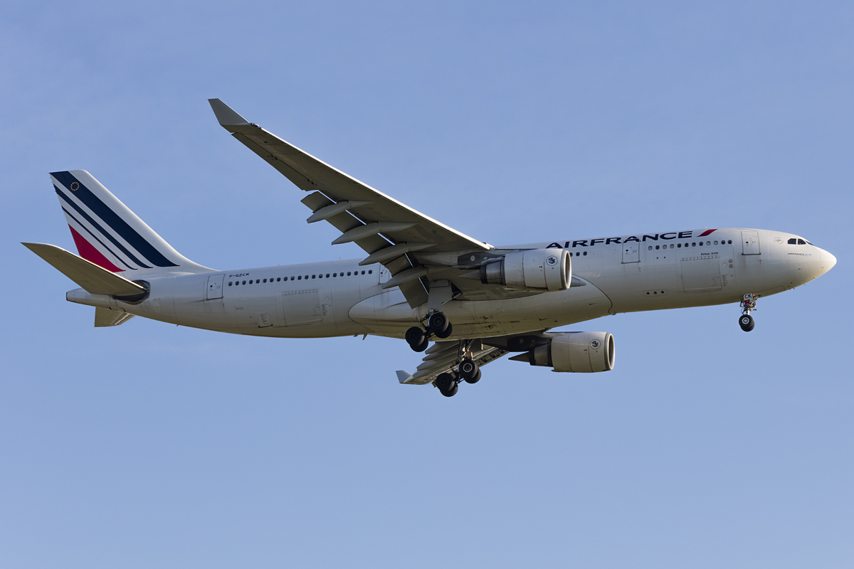 Air France, F-GZCK, Airbus, A330-203, 08.05.2016, CDG, Paris, France 


