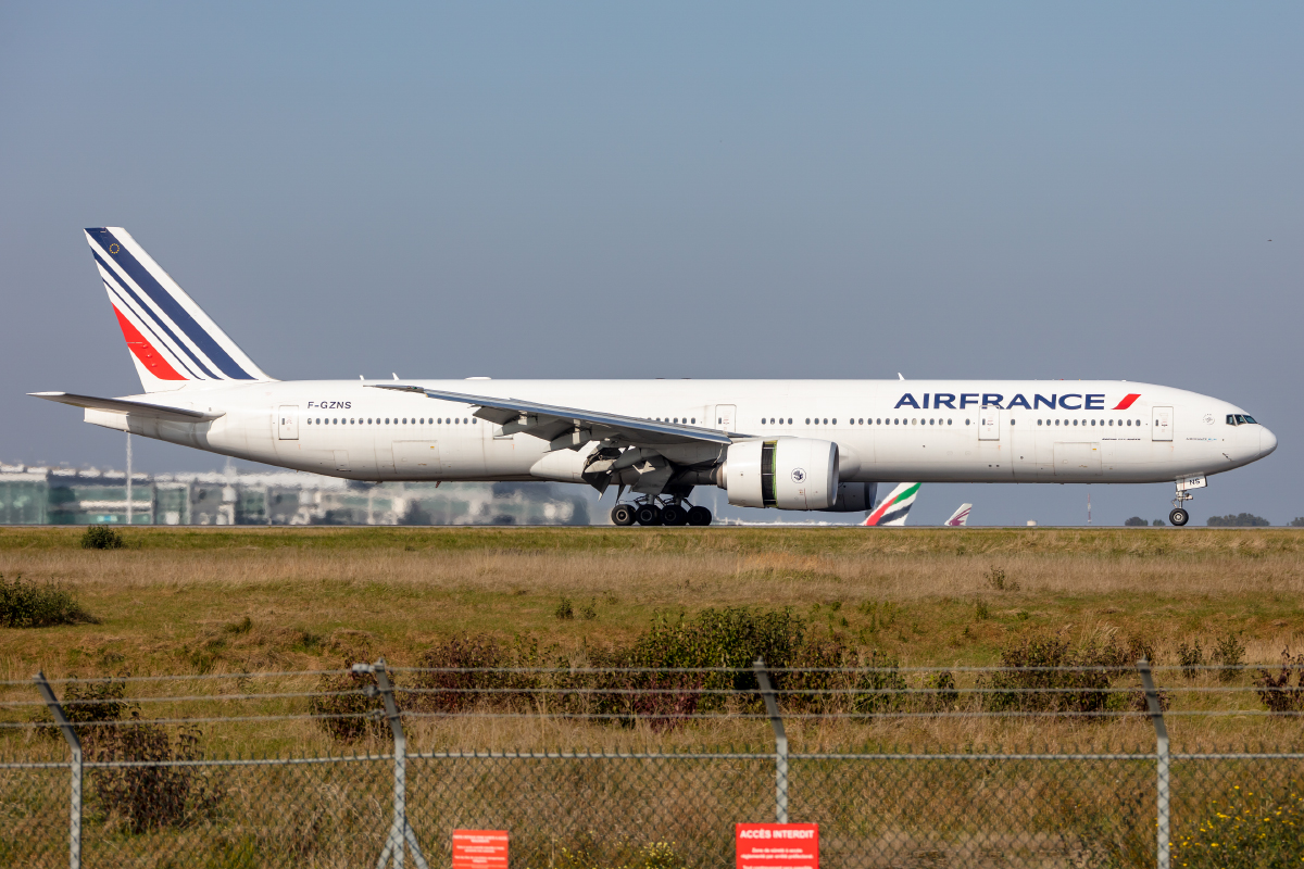 Air France, F-GZNS, Boeing, B777-328ER, 10.10.2021, CDG, Paris, France