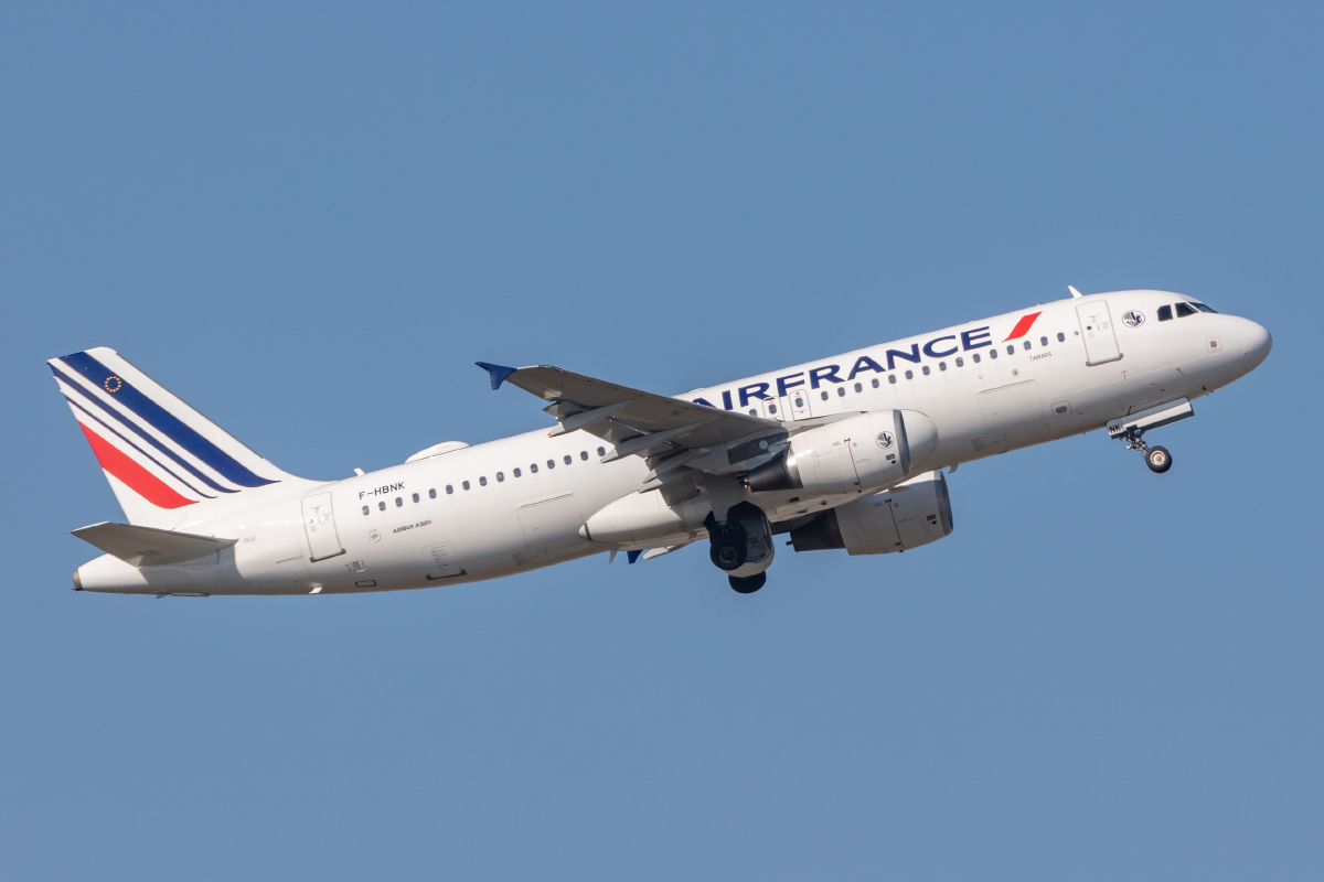 Air France, F-HBNK, Airbus, A320-214, 09.10.2021, CDG, Paris, France
