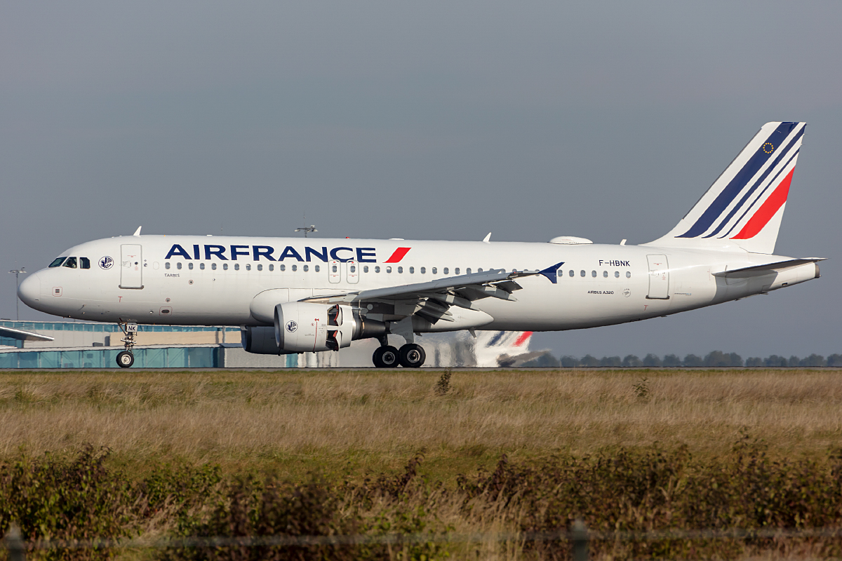 Air France, F-HBNK, Airbus, A320-214, 10.10.2021, CDG, Paris, France
