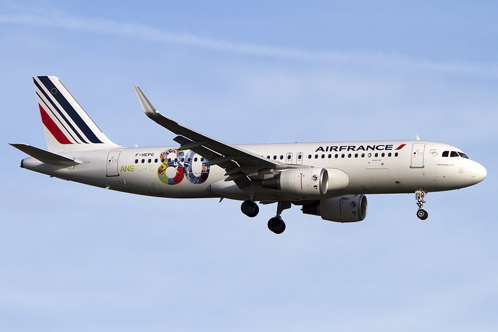 Air France, F-HEPG, Airbus, A320-214, 06.01.2014, LYS, Lyon, France 



