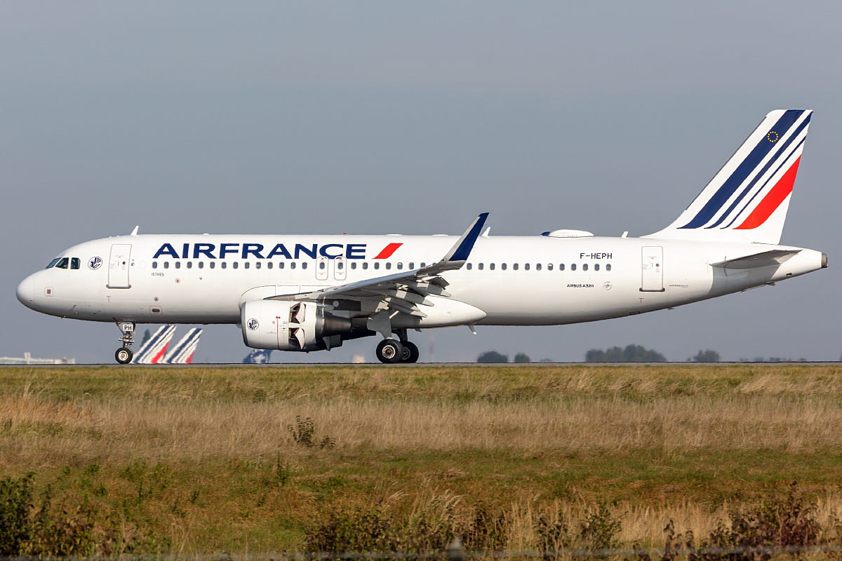 Air France, F-HEPH, Airbus, A320-214, 10.10.2021, CDG, Paris, France