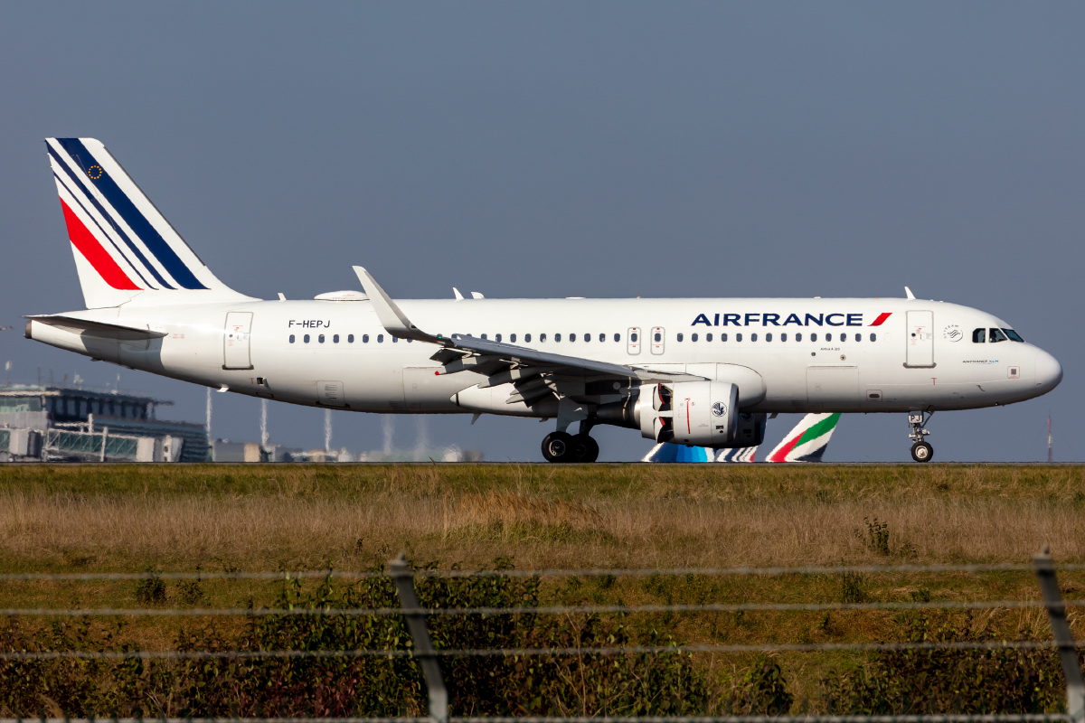 Air France, F-HEPJ, Airbus, A320-214, 09.10.2021, CDG, Paris, France