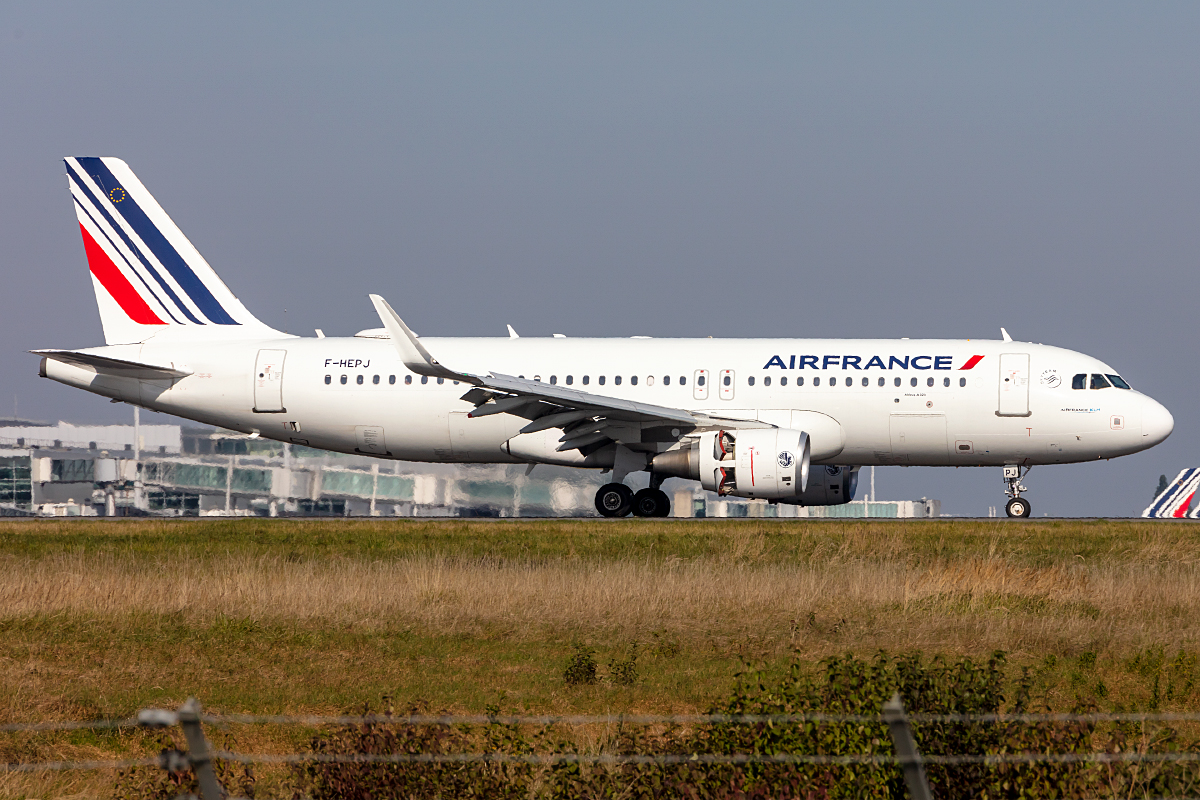 Air France, F-HEPJ, Airbus, A320-214, 10.10.2021, CDG, Paris, France
