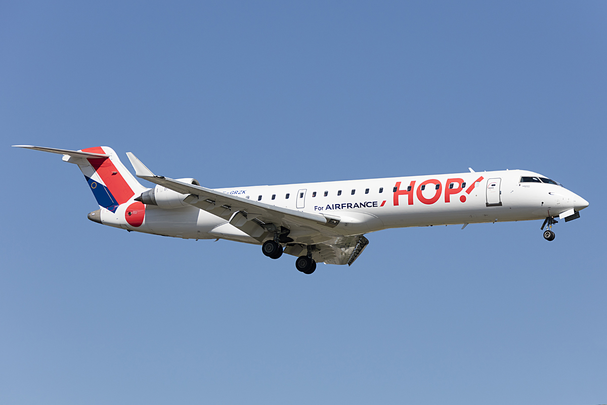 Air France - HOP!, F-GRZK, Bombardier, CRJ-700, 17.07.2016, GVA, Geneve, Switzerland



